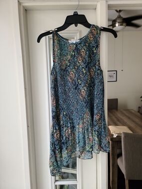 BCBGeneration Blue Floral Asymmetrical Tank Top